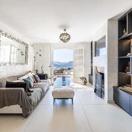 Ref 2165- La Napoule- Sea View For Rent Villa *