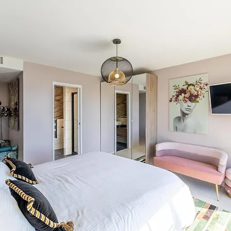 Ref 2165- La Napoule- Sea View For Rent Villa Mandelieu