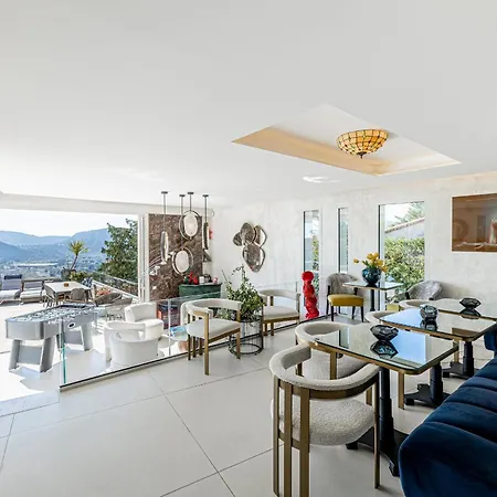 Ref 2165- La Napoule- Sea View For Rent Villa *