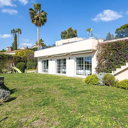 Ref 2165- La Napoule- Sea View For Rent *