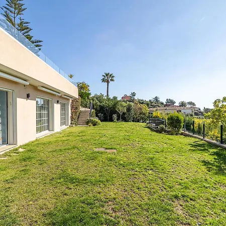 Villa Ref 2165- La Napoule- Sea View For Rent