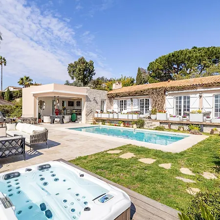 Ref 2165- La Napoule- Sea View For Rent Villa *